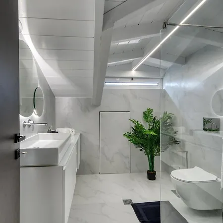 아파트 Atico, Luxury Pool