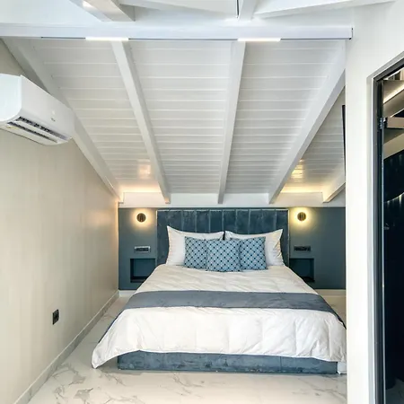 Atico, Luxury Pool * Nauplia