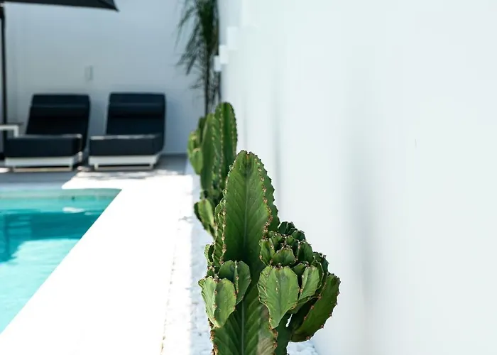 Atico, Luxury Pool Apartman *