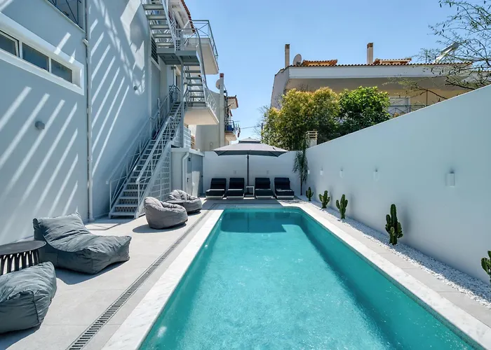 Atico, Luxury Pool Apartman *